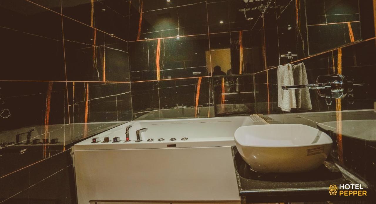 Hotel Pepper Hisar Ngoại thất bức ảnh
